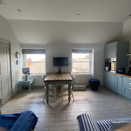 Little Dolly Sea View 2 Bedroom Apartment, St Ives Town, Dog Friendly Eksteriør billede