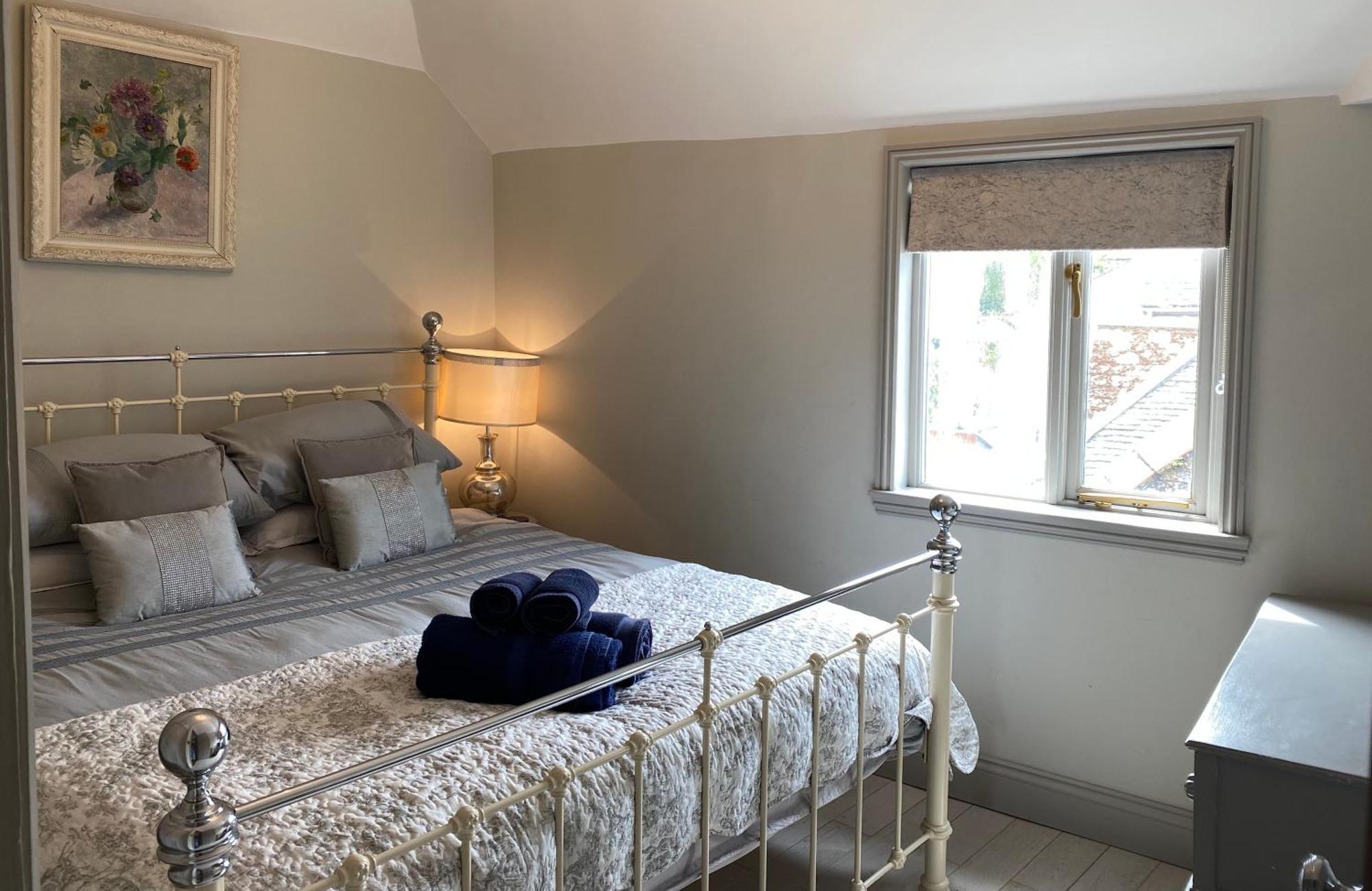 Little Dolly Sea View 2 Bedroom Apartment, St Ives Town, Dog Friendly Eksteriør billede