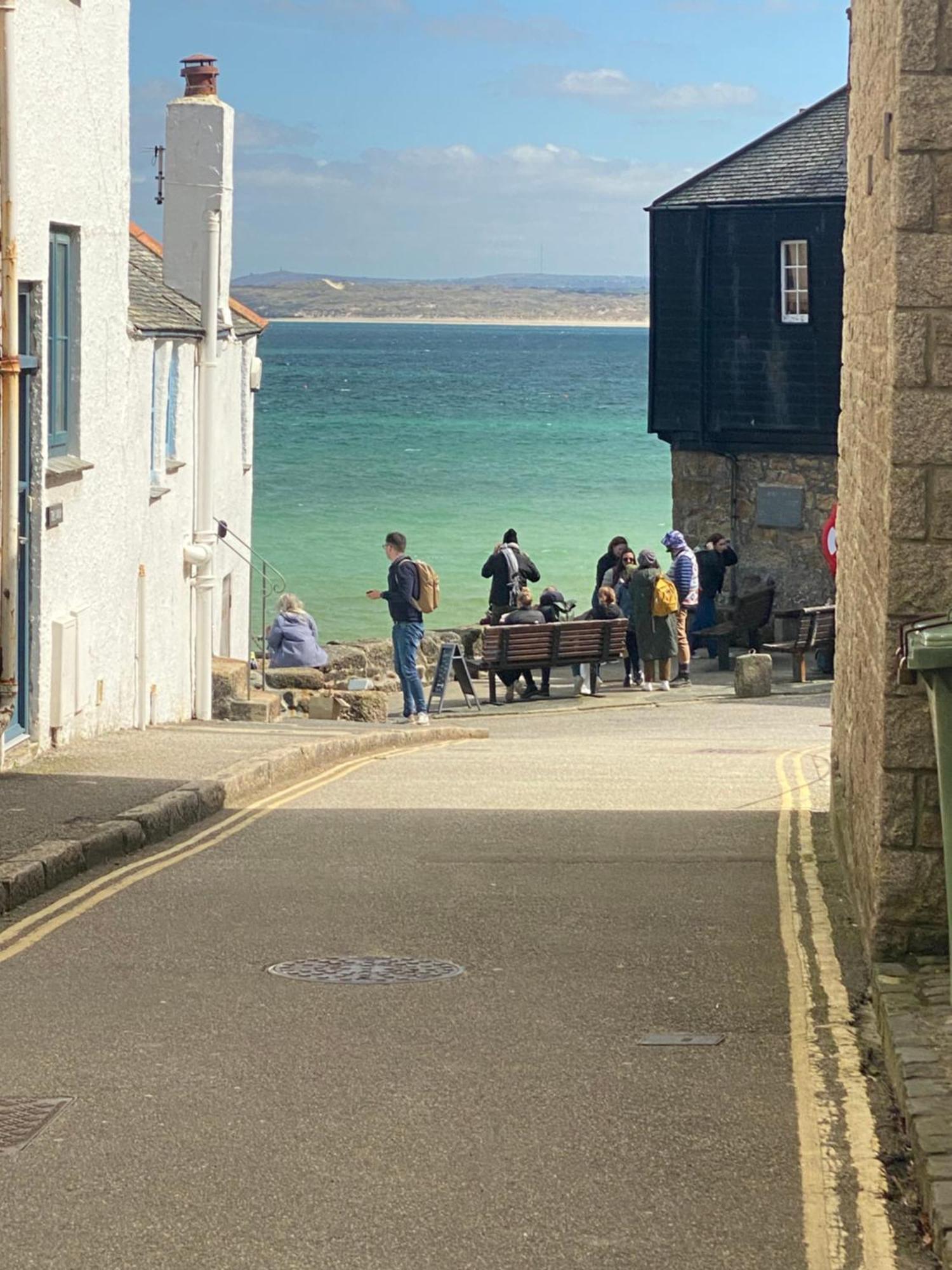 Little Dolly Sea View 2 Bedroom Apartment, St Ives Town, Dog Friendly Eksteriør billede